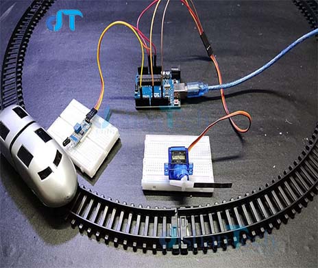How to Build an Automatic Railway Gate Control Using Arduino Project